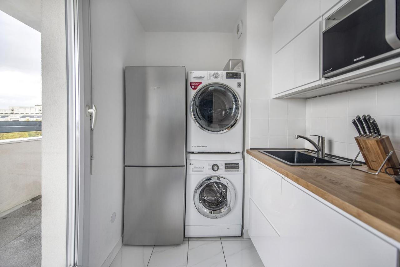 Bel Appartement De 2 Chambres A 40 Min De Paris Courcouronnes المظهر الخارجي الصورة